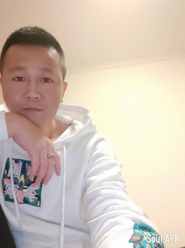 Away的第一张照片--吉林交友中心